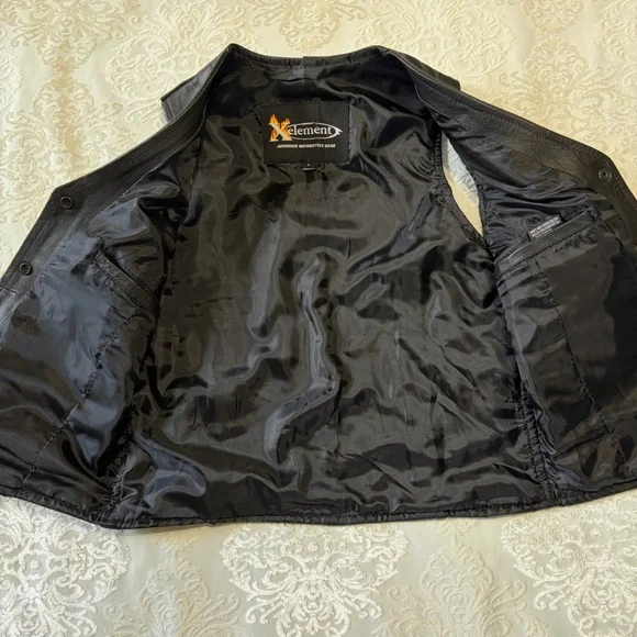 Xelement Motorcycle Genuine Leather Vest With Braided Detail Black Size Large - Picture 5 of 8